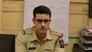 Gautam Rode nails the fierce cop look for the upcoming web series, Nakaab!